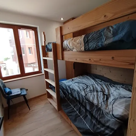 Hearth Of - La Tania Apartment