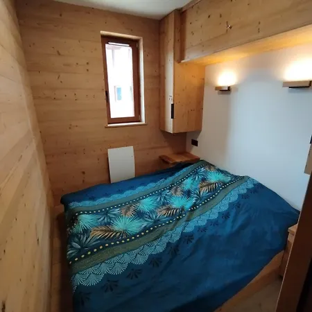 Hearth Of - La Tania Апартаменты *